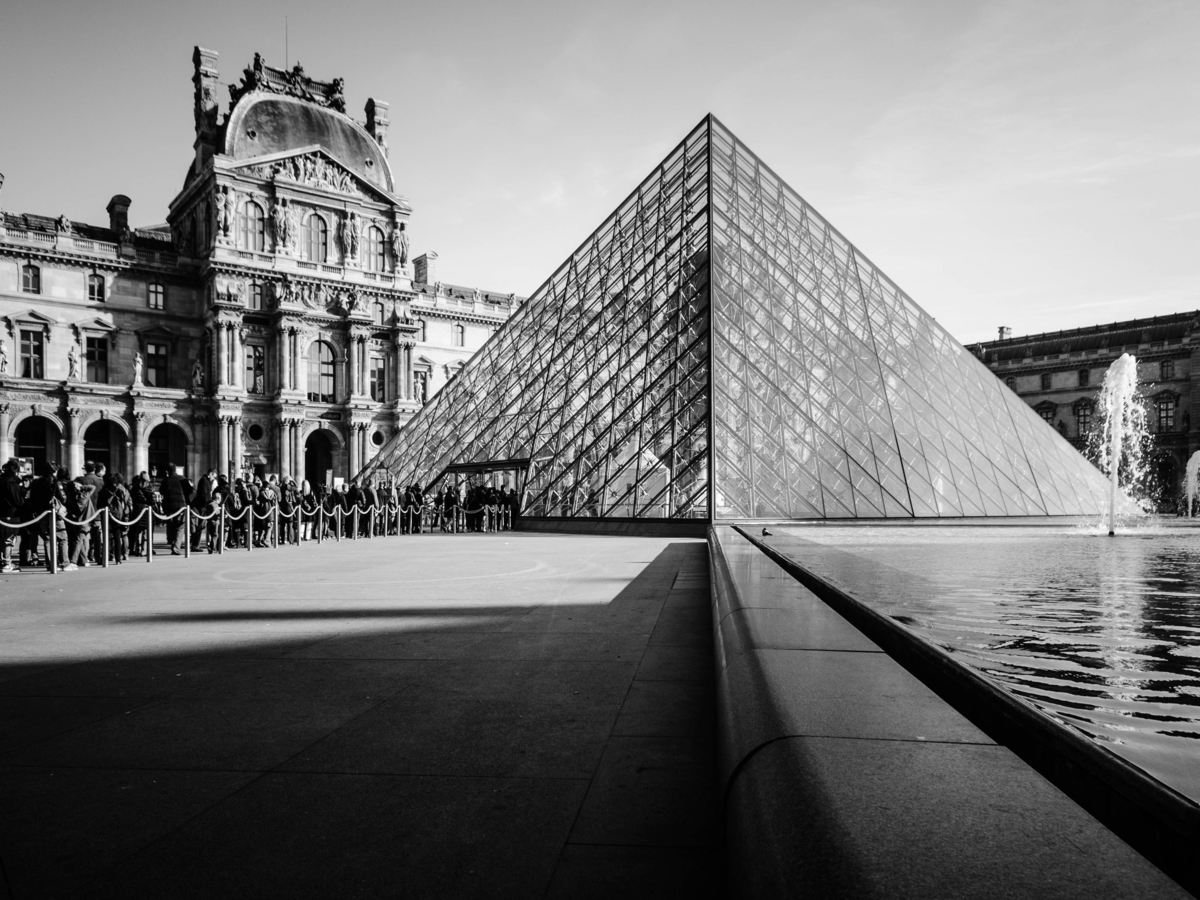 Pyramide_louvre